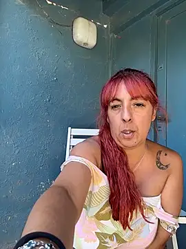 Sofyalone_'s cam snapshot