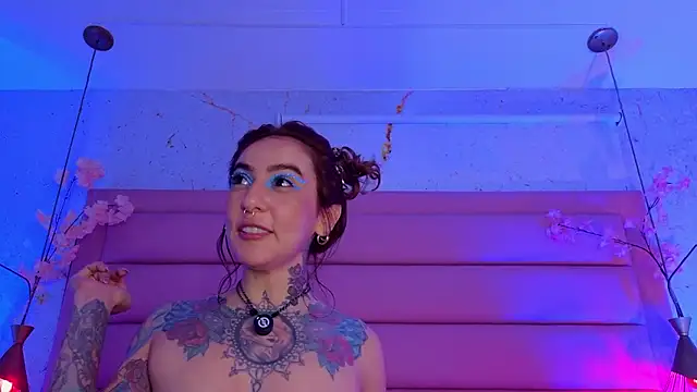 Evangelyne_1's cam snapshot