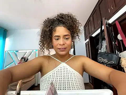 PeyttonSmith's cam snapshot