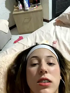 lriana_miller's cam snapshot