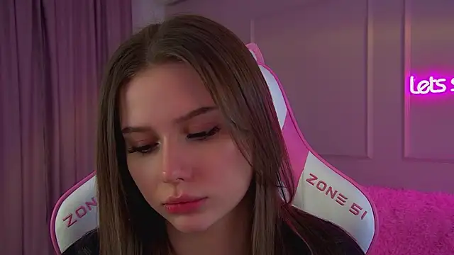 DianaVert's cam snapshot