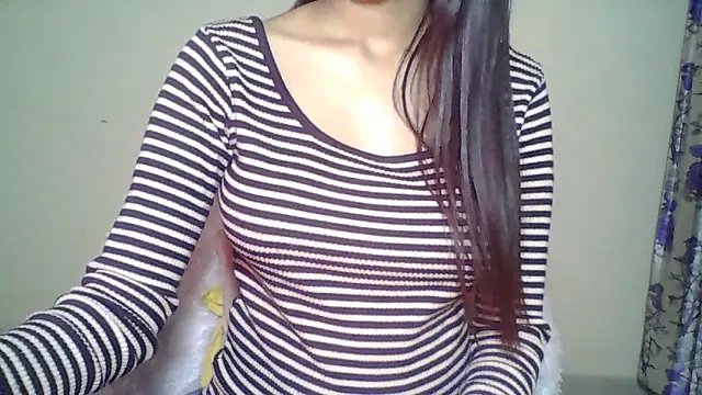 Naughty_Nayra's cam snapshot