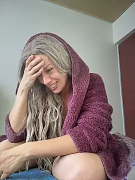 MAGDALAKOVANOVA's cam snapshot