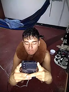 attractive-sexx live sex cam