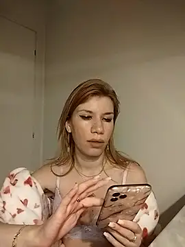 EvyLure's cam snapshot