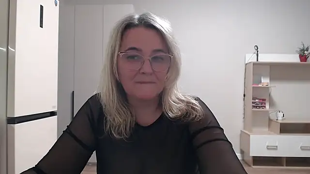 EleanoraDream's cam snapshot