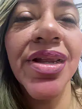 violetpolo's cam snapshot