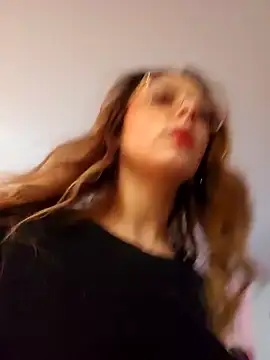 LilyOrion's cam snapshot