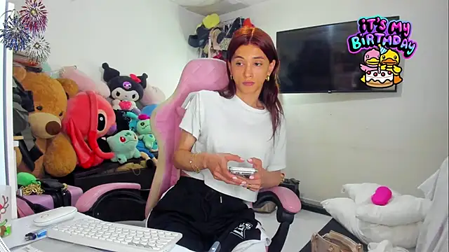 Lawrncesofiets live sex cam