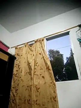 SaucyAffair0 live sex cam