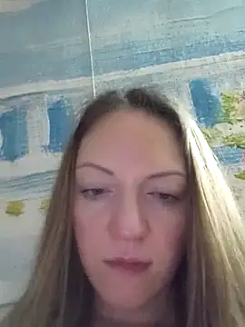 KattyLuuu's cam snapshot