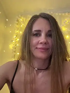 LucieMack's cam snapshot