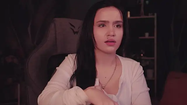 MonicaFarmer's cam snapshot