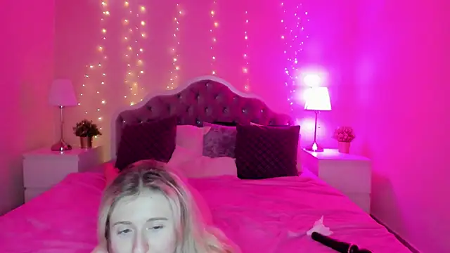 CamillaDreamer's cam snapshot