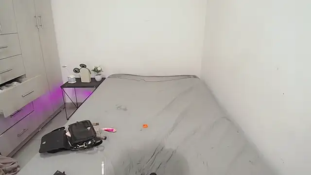 Youlittlepervertt_'s cam snapshot