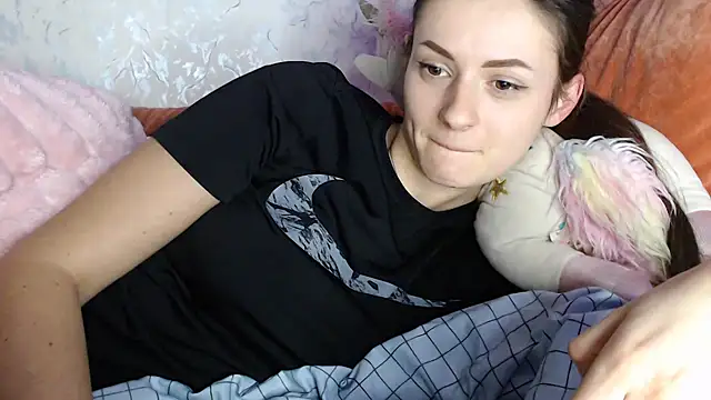 only_ubuterfly1's cam snapshot