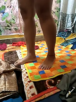 Hotty-Rani-Bhabi's cam snapshot