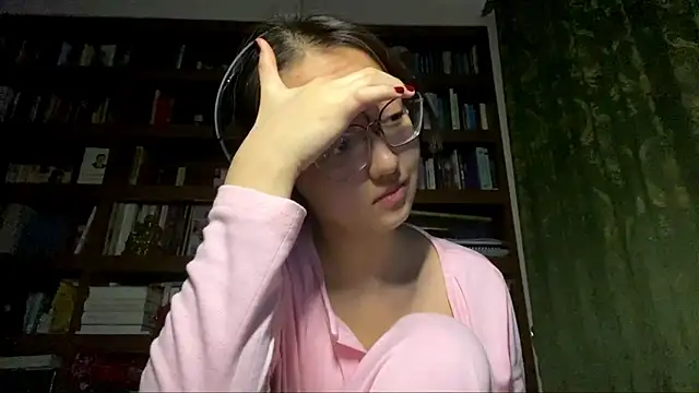 LinaClous's cam snapshot