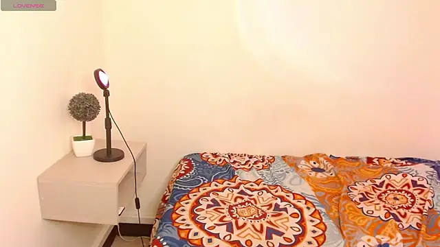 michaela_cox's cam snapshot