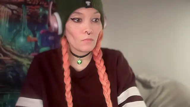 FRRANNKIE live sex cam