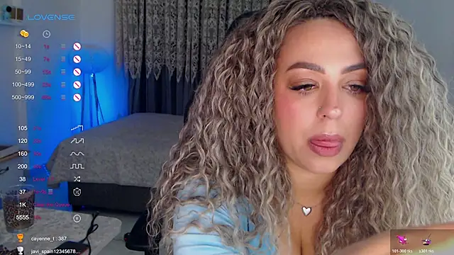 _Just_a_queen_3 live sex cam