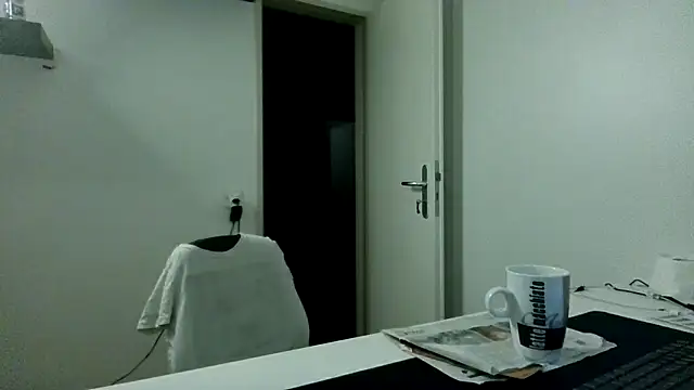 alpha-hunk live sex cam