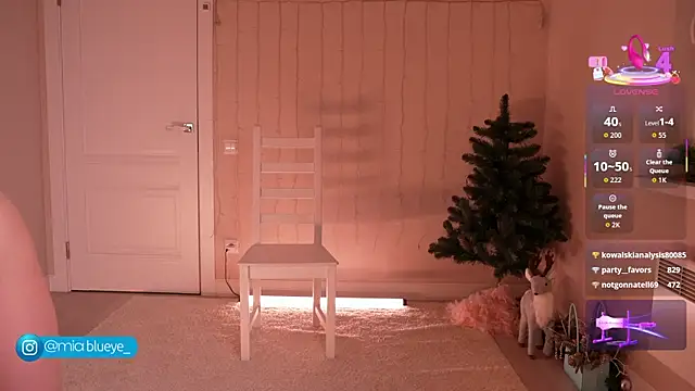 Miablueye live sex cam