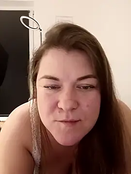 LunikaLunaX live sex cam