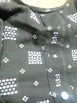 call_me_ammulu099's cam snapshot