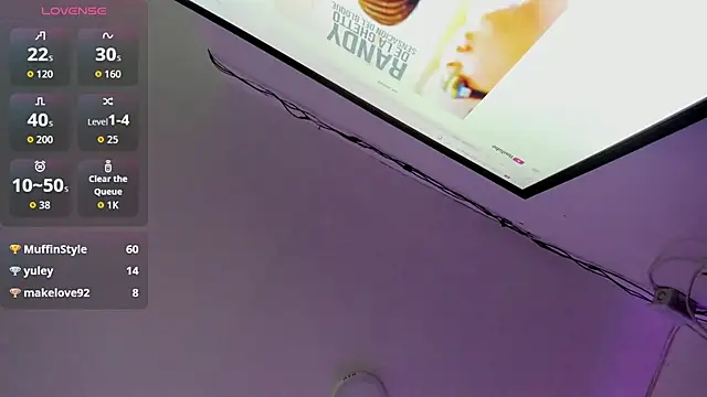 elysha_venus_'s cam snapshot