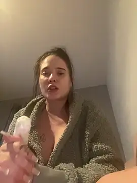 LollyLove_'s cam snapshot