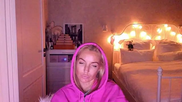 aestetick's cam snapshot