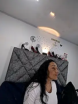 Shantey_Laurent's cam snapshot