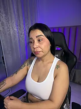 Natural_BIGASS_Nina's cam snapshot