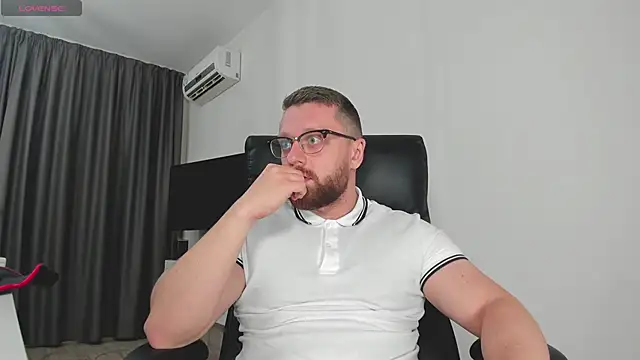 Findom_guy's cam snapshot