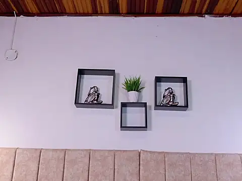 Zoehot_11's cam snapshot