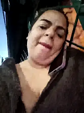 Mia-Glow's cam snapshot