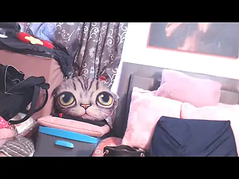 Amy_Brunette's cam snapshot