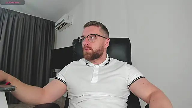 Findom_guy's cam snapshot