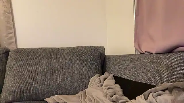 cumwithmee3 live sex cam