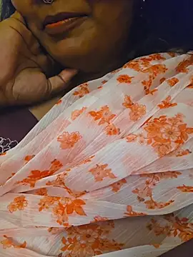 yazhini's cam snapshot