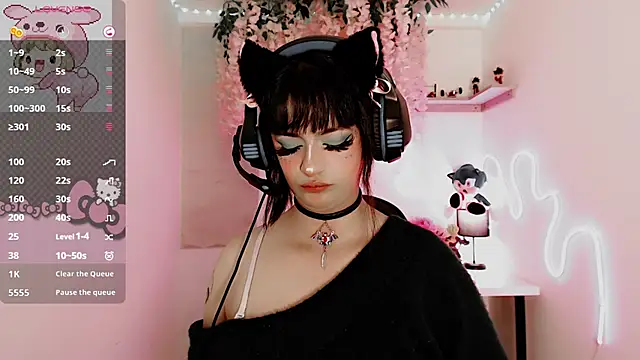 Lunyhose live sex cam