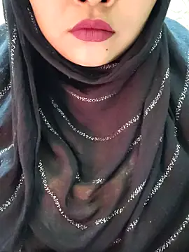 Indian-Nazia's cam snapshot