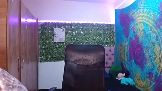 Ishtar_Shakti live sex cam