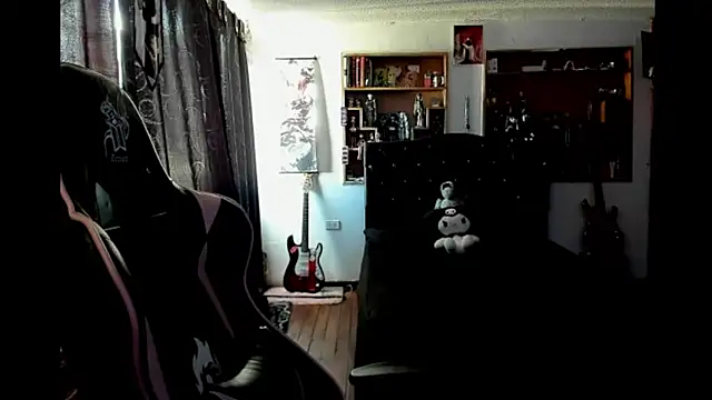 Maki_Zein_'s cam snapshot