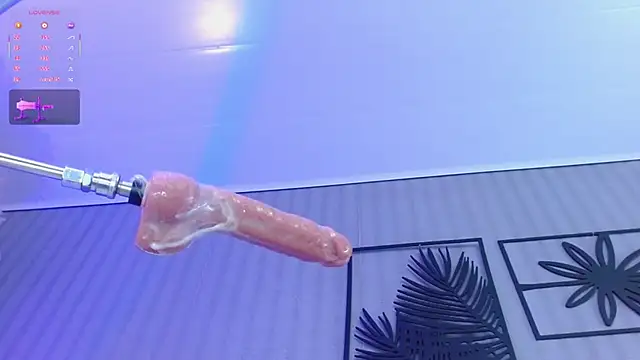 adara_le's cam snapshot