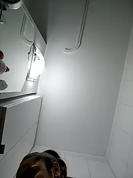 Ella_sweety live sex cam