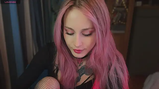 aviva_faith's cam snapshot