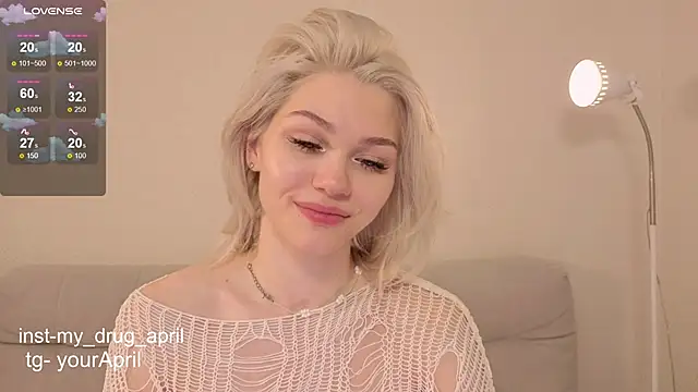 MyApril's cam snapshot