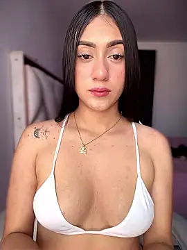 isabela_l's cam snapshot